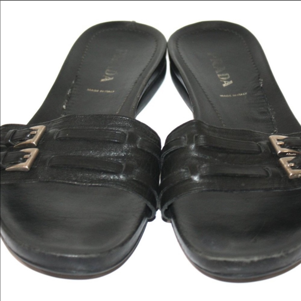 Prada Slides